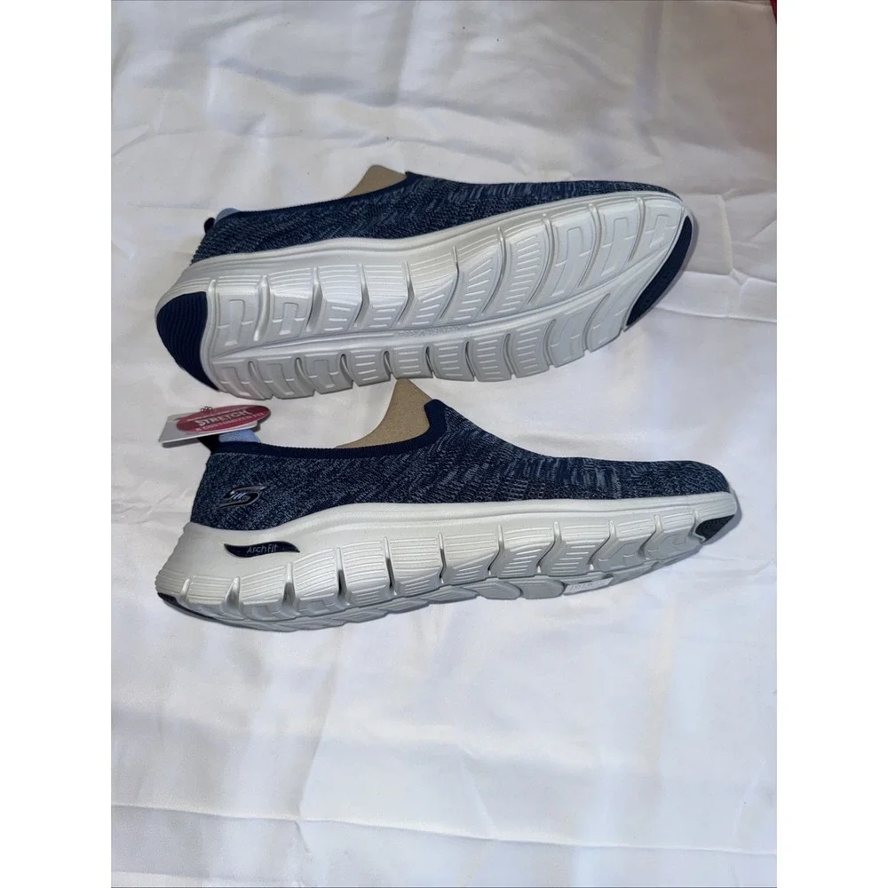 New In Box Sketchers Go Walk 4 Navy Arch Fit Vista Blue/Gray Sz W11 Vegan